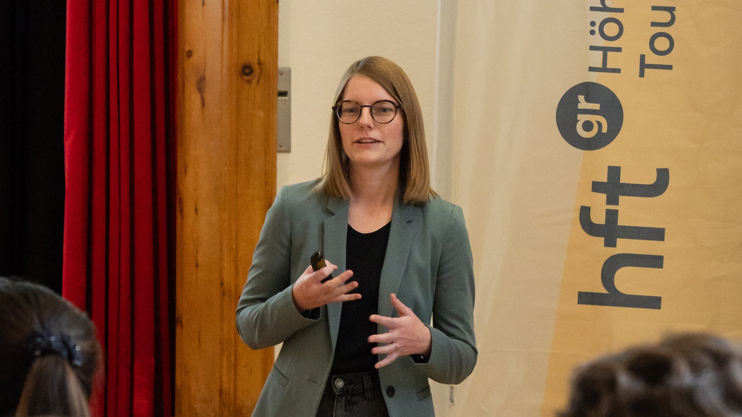 Karin-Klaus-Schwizer_hftgr-Karrieretalk